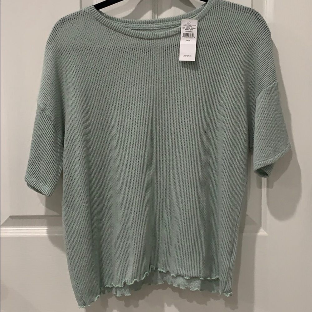 NWT LETTUCE EDGE AEO OVERSIZED CROP